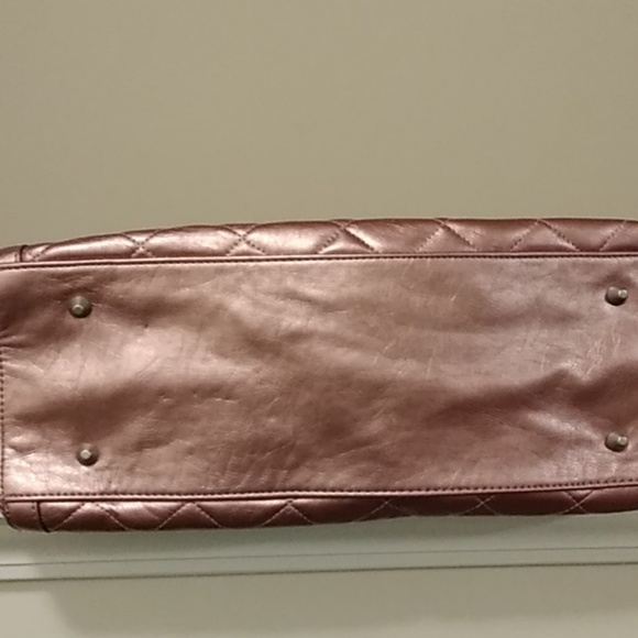 Handbag - Picture 3 of 3